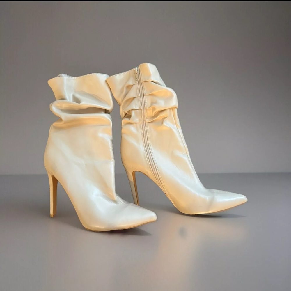 Elegant Cream Stiletto Boots size 10